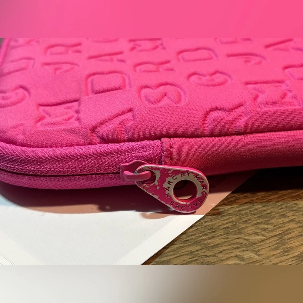 Marc By Marc Jacobs Pink Dreamy Logo Laptop Case